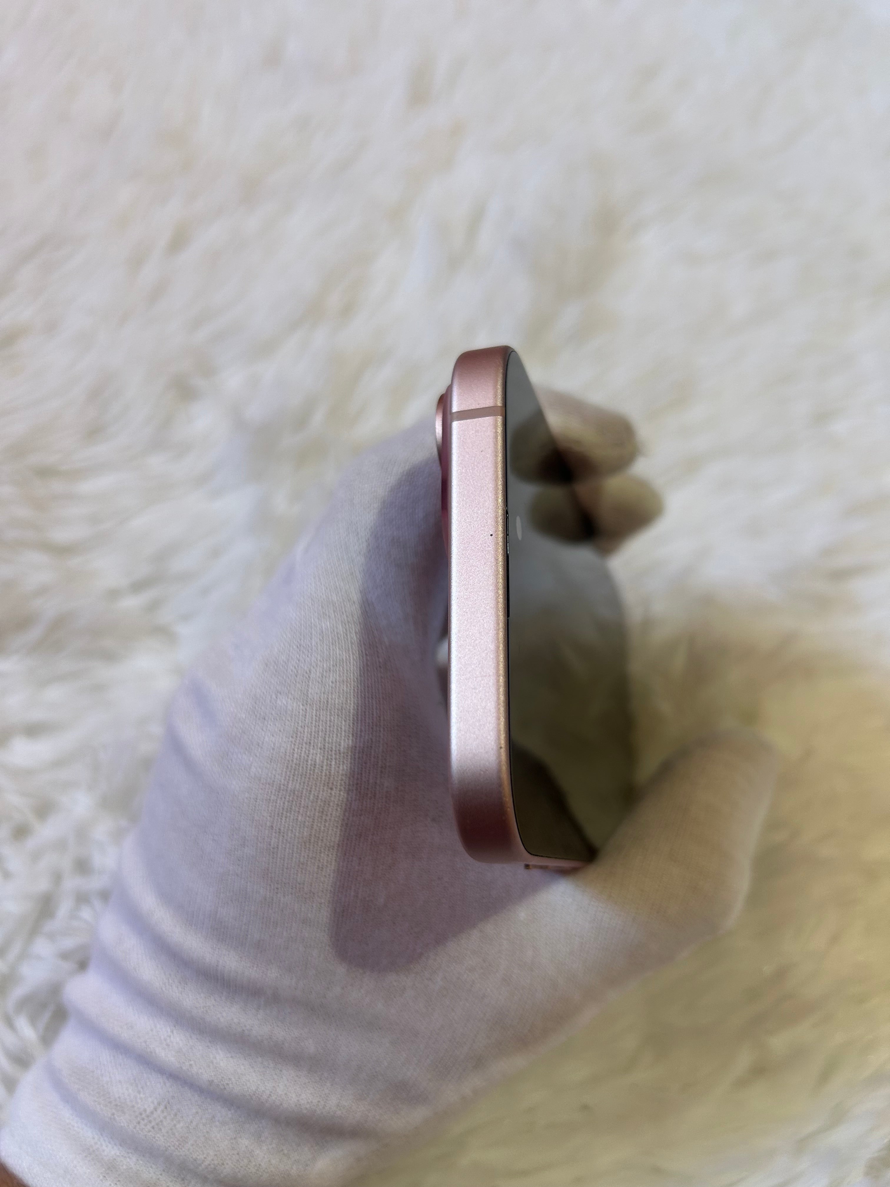 iPhone 15 128 Gb Rosa - Batteria 84%